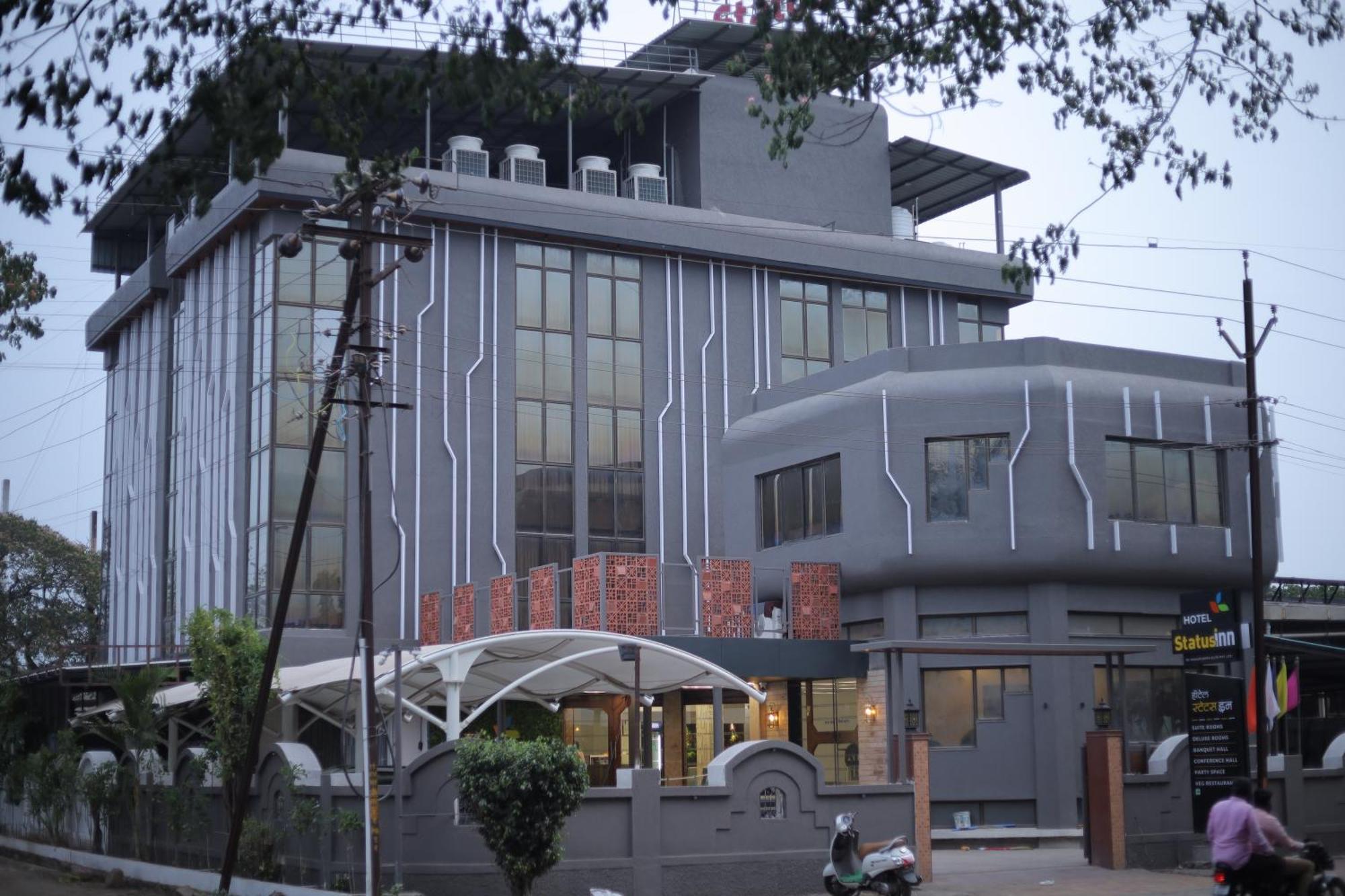 Hotel Statusinn, Ichalkaranji Esterno foto